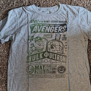 Marvel Hulk vs Ultron Gray T-Shirt